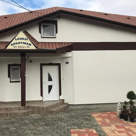 Apartman Lovasi