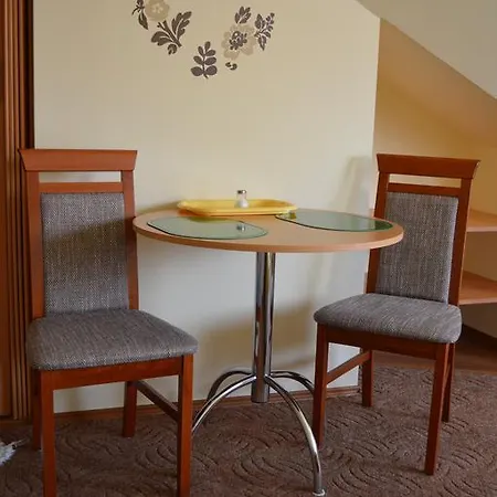 Apartman Lovasi شقة Bük